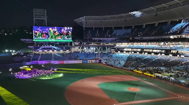 La Liga Monumental de Fútbol arranca en Caracas con un espectáculo de estrellas