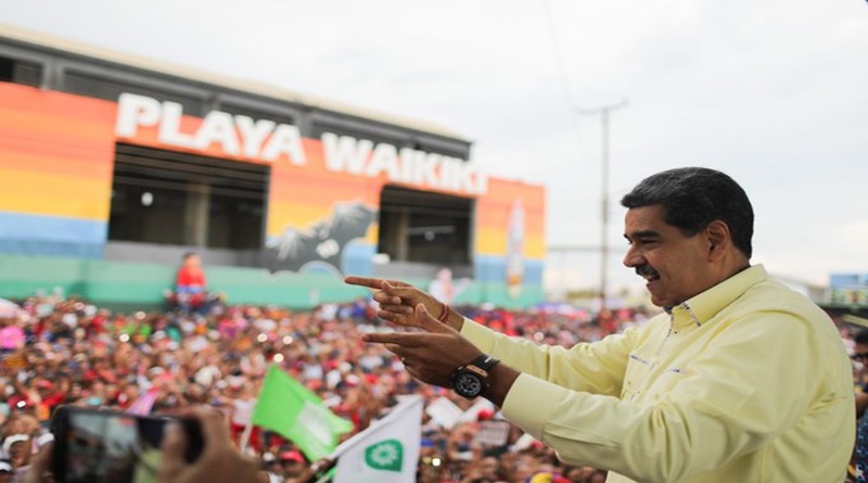Presidente Maduro lleva alegría a Playa Waikiki