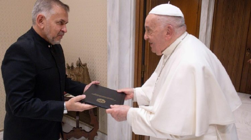 Papa Francisco recibe cartas credenciales del embajador de Venezuela en la Vaticano