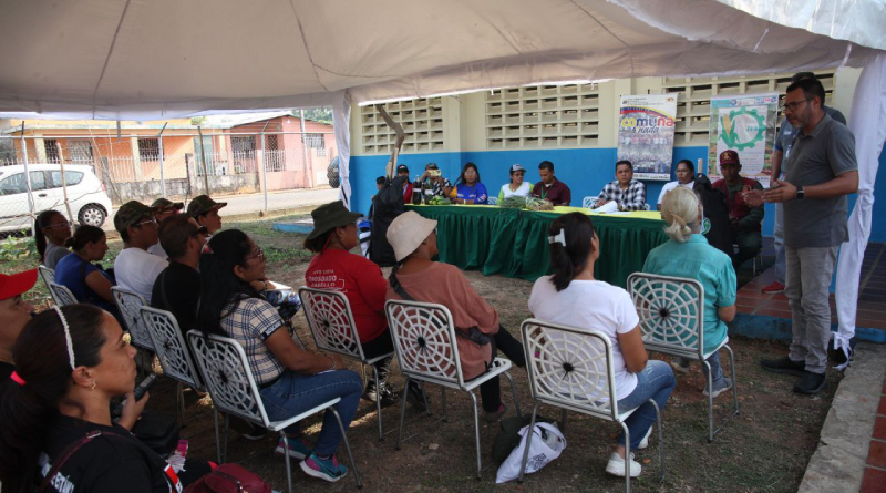 Realizan inauguración del primer huerto urbano comunal en Monagas