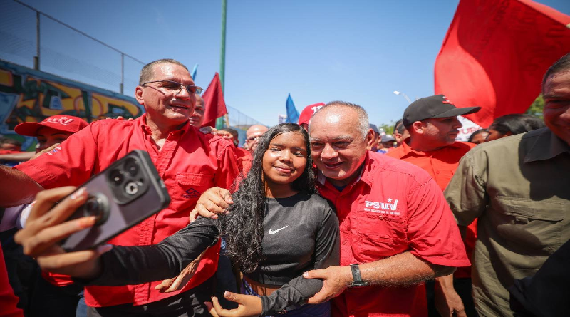 Pueblo sucrense respalda al presidente Maduro y rechaza sanciones de EE. UU.
