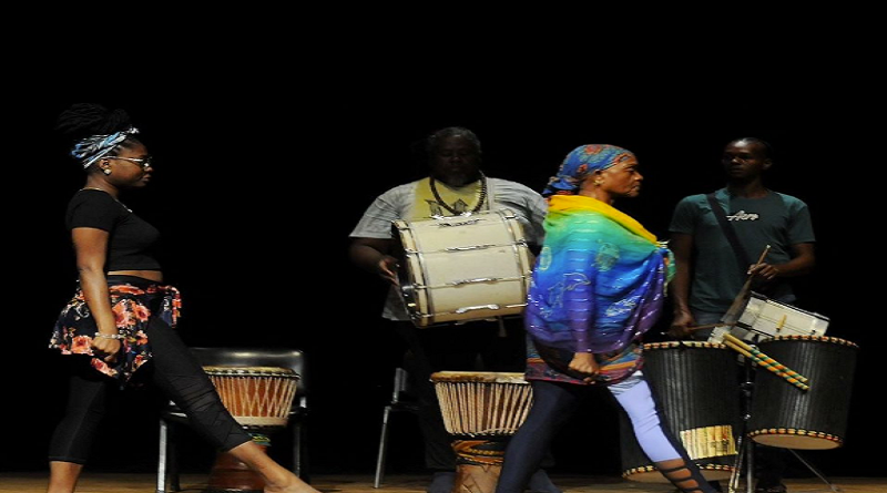 Universidad Nacional Experimental de las Artes realizan tarde cultural en Caracas