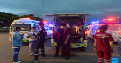 Vuelo con destino a Singapur termina con un fallecido y varios heridos