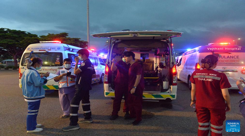 Vuelo con destino a Singapur termina con un fallecido y varios heridos