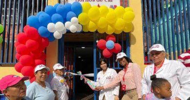 Reinauguran un consultorio octagonal en Hornos de Cal