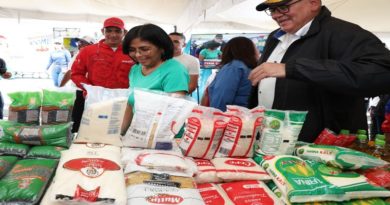 Despliegue del Plan Bodega y Feria del Campo Soberano en Caracas
