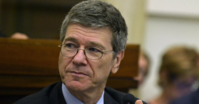 Economista Jeffrey Sachs: Las sanciones a Rusia resultaron ser bastante inútiles