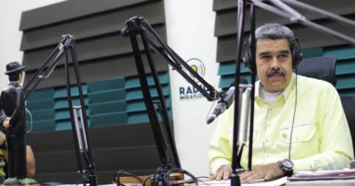 Jefe de Estado anuncia nuevo proyecto comunicacional llamado “Aprieta ese radio”