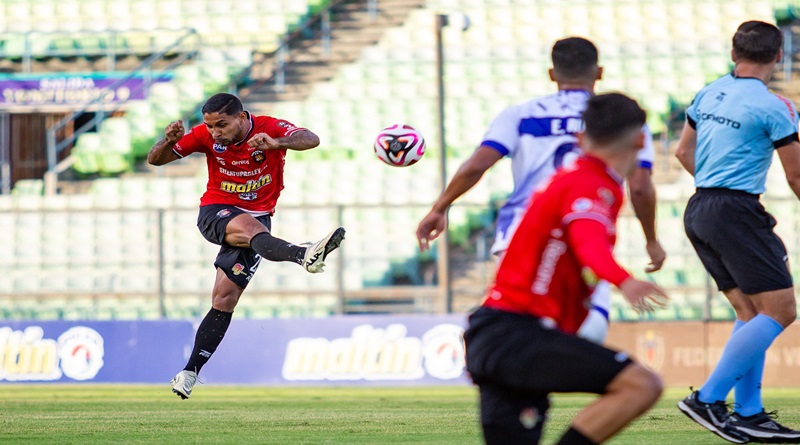 Caracas FC volvió a ganar luego de cuatro meses