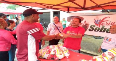 Ferias del Campo Soberano atiende familias en Aragua