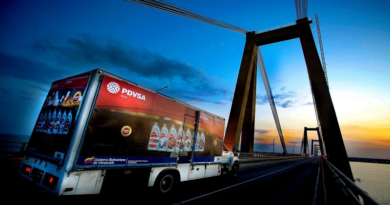 Distribuyen lubricantes a pescadores en el occidente del país