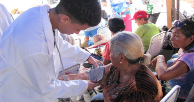 Parroquias de Caracas reciben atención médica y donación de medicinas