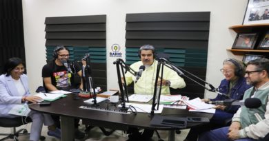 Presidente Maduro alerta al pueblo porque la oposición está alborotada