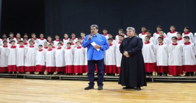 Gobierno nacional entrega acondicionado el Teatro de Los Niños Cantores de Zulia