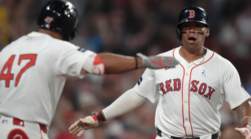 Medias Rojas dominan la serie frente a los Yankees en Fenway Park
