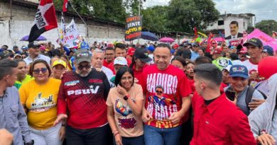 Acarigua se moviliza en respaldo al presidente Maduro
