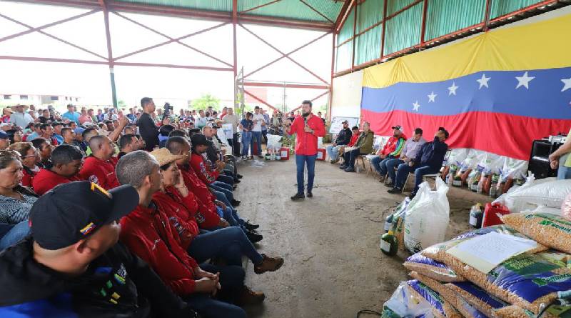 Pequeños productores de Monagas reciben financiamientos