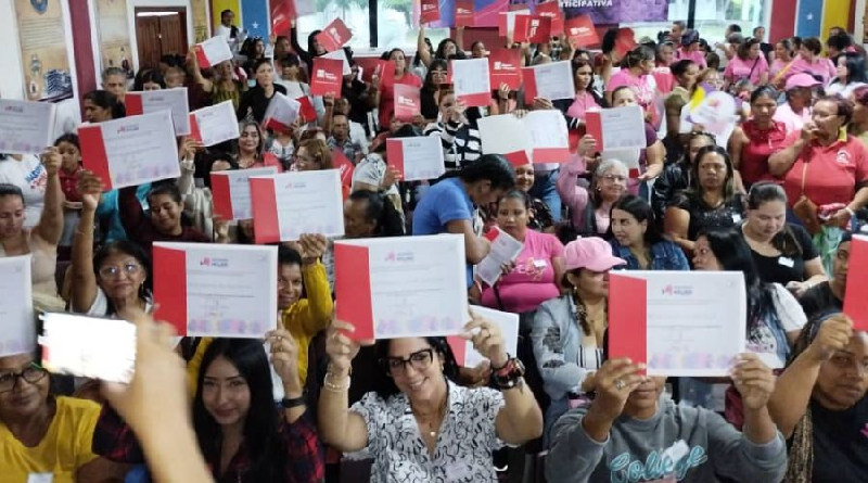 Banco del Tesoro otorga financiamientos a emprendedoras en Cojedes