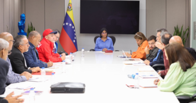 Vicepresidenta Delcy Rodríguez lideró reunión de trabajo con voceros de la CBST