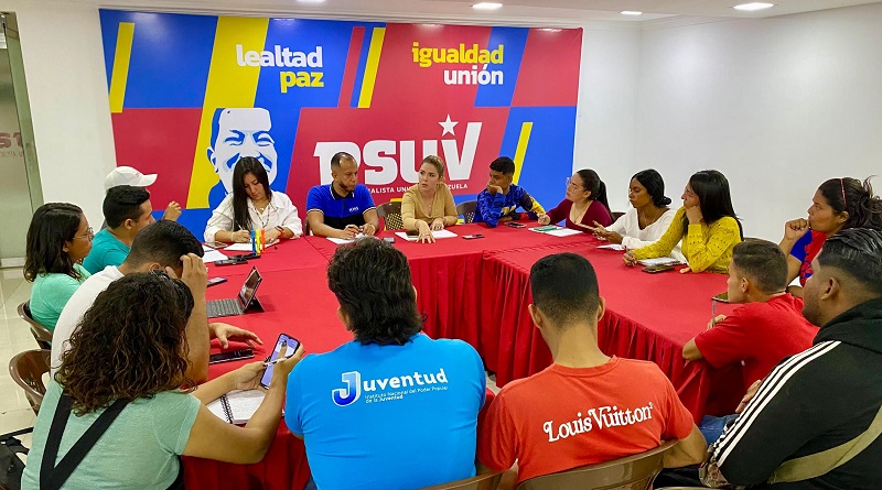 Más de 20 mil jóvenes revolucionarios participan en simulacro electoral en Aragua