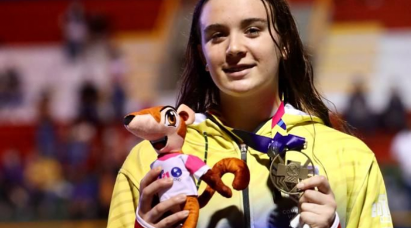 Nadadpra María Yegres se clasifica para los Juegos Olímpicos de París 2024