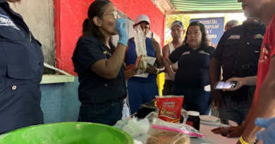 Pescadores de La Guaira se capacitan en reutilización de desechos de pescado