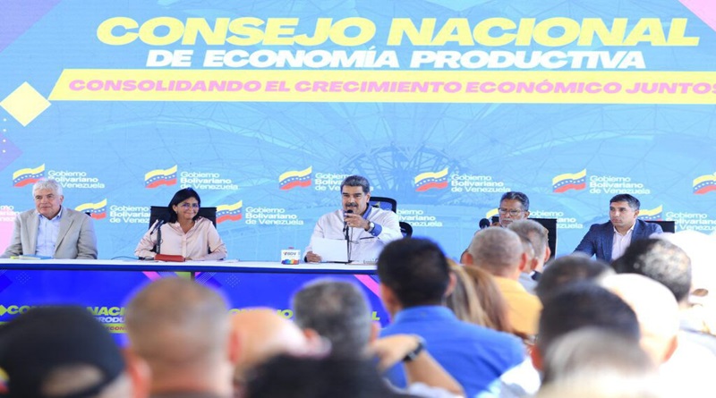 Presidente Maduro instruye transformar el Estado para servir a la economía