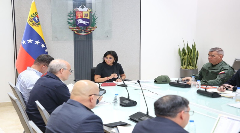 Padrinos y madrinas estadales afinan estrategias para atención del 1x10 en el país