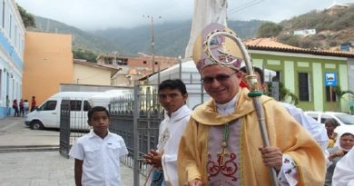Papa Francisco nombra a monseñor Raúl Biord Castillo Arzobispo de Caracas