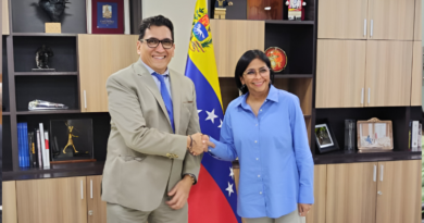 Venezuela y Colombia revisan acuerdos para fortalecer los lazos de cooperación