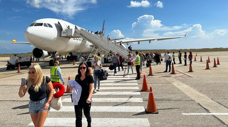 Más de 300 turistas rusos arriban a Porlamar como destino internacional