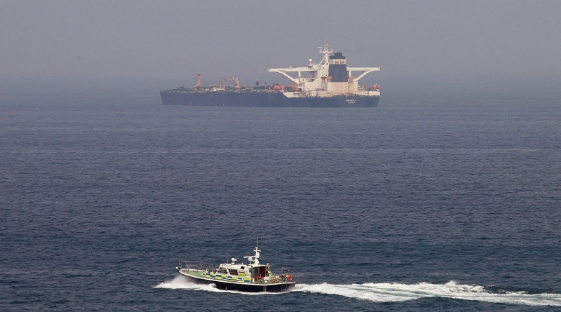Irán confisca un petrolero pirata en el golfo Pérsico