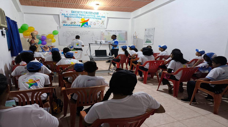 Inician ciclos formativos sobre física, química y matemáticas en Amazonas