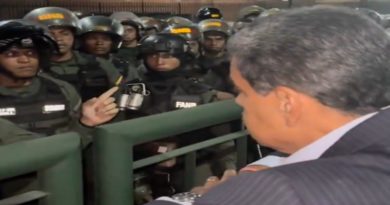 Mandatario Nacional supervisa seguridad en las calles de Caracas