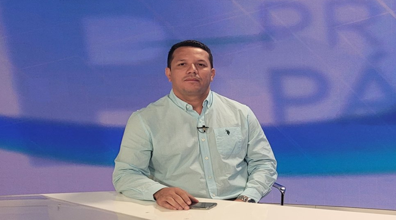 Alcalde opositor Luis Pinto se declara independiente y expresa apoyo a Maduro