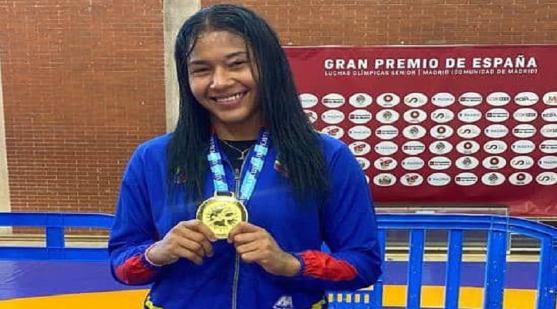Astrid Montero obtiene medalla de oro en España