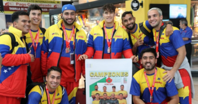 Atletas venezolanos regresan tras su destacada participación en los Juegos BRICS