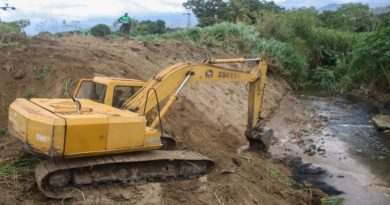 Avanzan trabajos de adecuación del cauce del río Turmero en Esteban Liendo