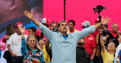 Candidato Maduro: Comandante aquí está tu pueblo que nunca te ha fallado y nunca lo hará