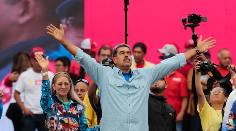 Candidato Maduro: Comandante aquí está tu pueblo que nunca te ha fallado y nunca lo hará