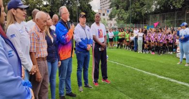 Reinauguración de cancha Jonathan Parra favorece a más de tres mil jóvenes