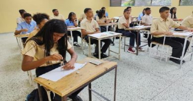 Culmina III Congreso de Educación Matemática en Miranda