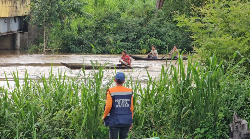Protección Civil auxilió a familias indígenas afectadas por lluvias en Maturín