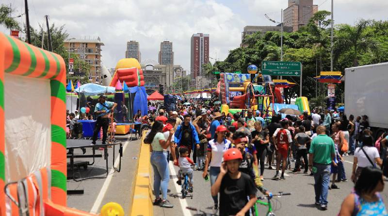 Gran toma deportiva por el Día del Niño se realiza en Caracas
