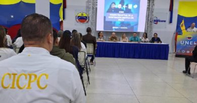Funcionarios fortalecen conocimientos en materia de seguridad en la Unes