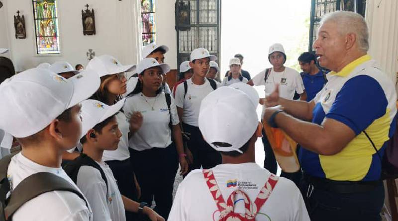 Estudiantes participaron en la Ruta Científica de Cumaná