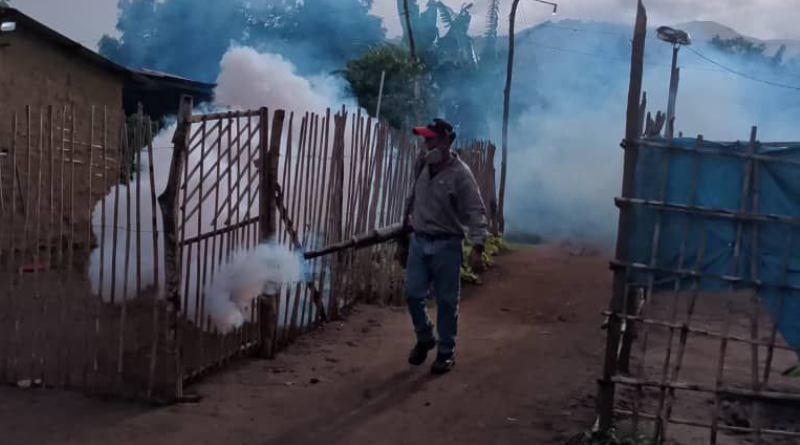 Atienden con operativo de fumigación 386 casas en el municipio Acosta