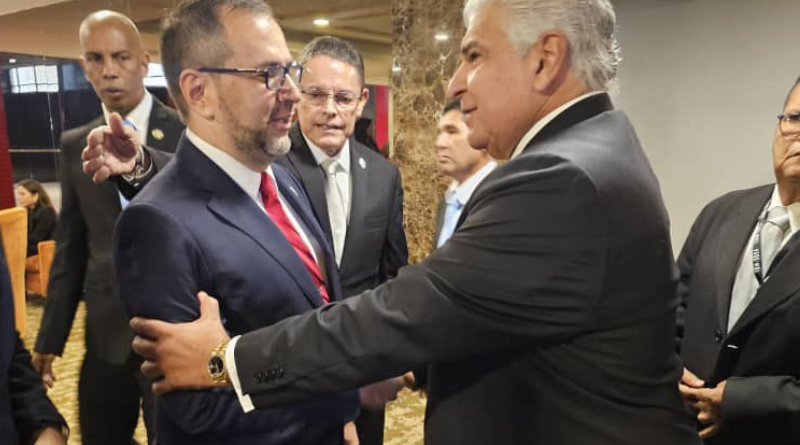 Gobierno de Venezuela abre lazos de cooperación con el nuevo presidente de Panamá