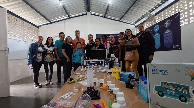 Instalan diez laboratorios de química en instituciones educativas de Táchira