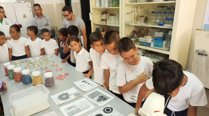 Jóvenes de Yaracuy aprenden sobre producción agrícola en Ruta Científica